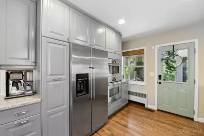 3859 Drakewood Drive, Cincinnati, OH 45209 - Photo 16