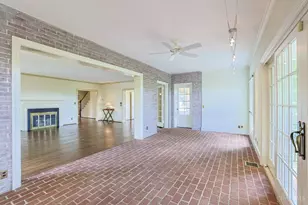 11 Weebetook Ln, Cincinnati, OH 45208 - Photo 16