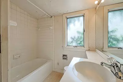224 Charles Street, Wyoming, OH 45215 - Photo 28