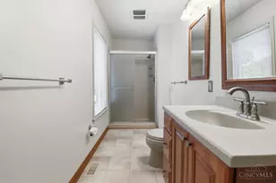 5905 Sovereign Dr, Sharonville, OH 45241 - Photo 28