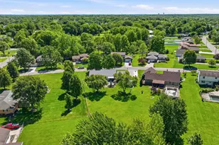 6033 Brofield Dr, Hamilton, OH 45011 - Photo 6