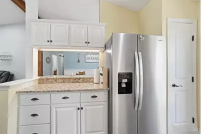6033 Brofield Drive, Hamilton, OH 45011 - Photo 28