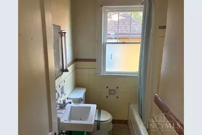 2845 Lawndale, Cincinnati, OH 45212 - Photo 12