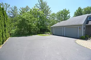 9524 Heather Ct, Blue Ash, OH 45242 - Photo 4