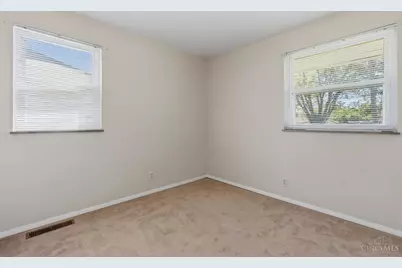 342 Warr Lane, Hamilton, OH 45013 - Photo 28