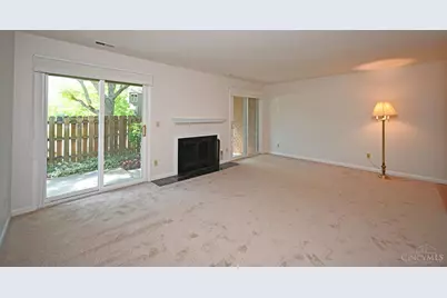 3433 Traskwood Circle #B, Cincinnati, OH 45208 - Photo 10