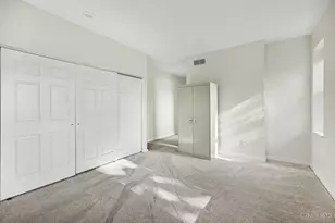 427 Hopkins St, Cincinnati, OH 45203 - Photo 18