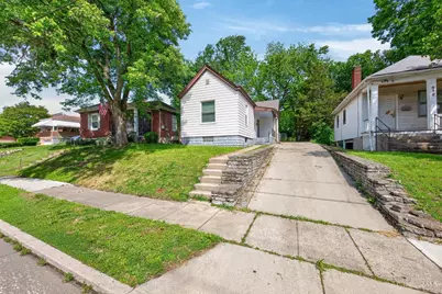 668 Elliott Avenue, Arlington Heights, OH 45215 - Photo 2