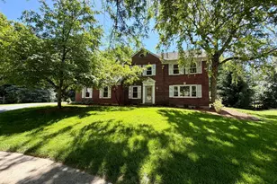 4210 Allenhurst Close Ct, Sharonville, OH 45241 - Photo 2