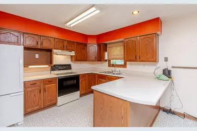 519 Lakengren Drive, Eaton, OH 45320 - Photo 14