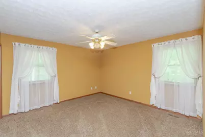 519 Lakengren Drive, Eaton, OH 45320 - Photo 24