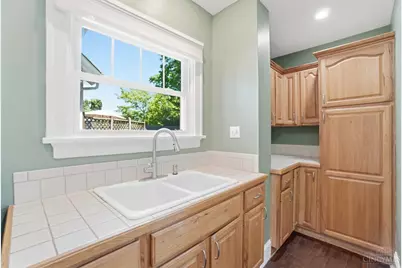 6910 Ohio Avenue, Silverton, OH 45236 - Photo 16