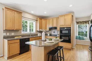 7605 Foxchase Dr, West Chester, OH 45069 - Photo 14