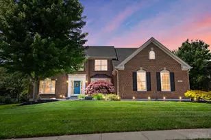7605 Foxchase Dr, West Chester, OH 45069 - Photo 2