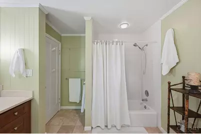 878 Tweed Avenue, Cincinnati, OH 45226 - Photo 26