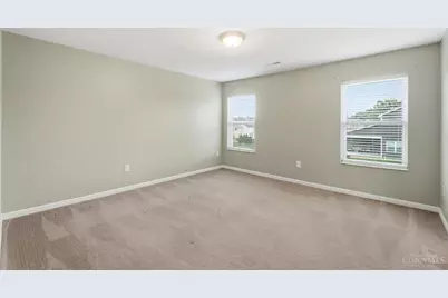 5752 Rhode Island Avenue, Cincinnati, OH 45237 - Photo 32