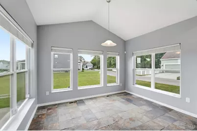 5752 Rhode Island Avenue, Cincinnati, OH 45237 - Photo 22