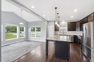 5752 Rhode Island Ave, Cincinnati, OH 45237 - Photo 14