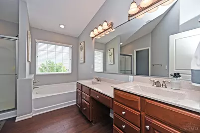 7302 Bridge Point Drive, Cincinnati, OH 45248 - Photo 20
