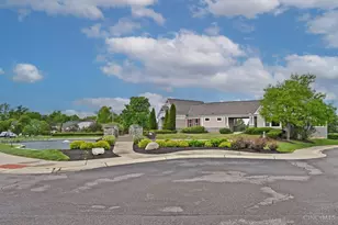 7302 Bridge Point Dr, Cincinnati, OH 45248 - Photo 36
