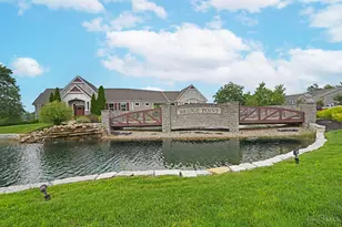 7302 Bridge Point Dr, Cincinnati, OH 45248 - Photo 38