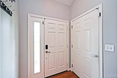7302 Bridge Point Drive, Cincinnati, OH 45248 - Photo 6