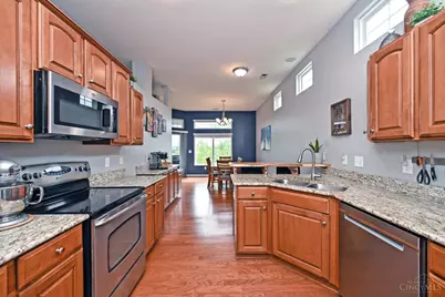 7302 Bridge Point Drive, Cincinnati, OH 45248 - Photo 14