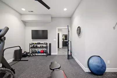 2963 Walworth Avenue, Cincinnati, OH 45226 - Photo 38