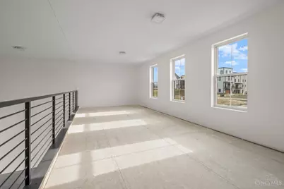 4477 Thirty Fourth Avenue #10, Cincinnati, OH 45209 - Photo 2