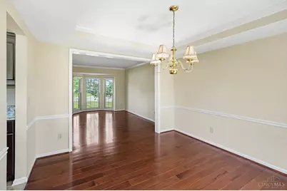 611 Shadowlawn Lane, Miami Township, OH 45140 - Photo 6