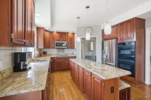 873 Miami Ridge Dr, Loveland, OH 45140 - Photo 16