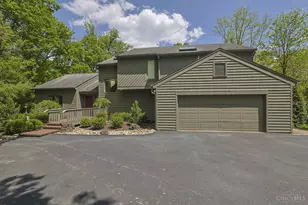 26 Trailbridge Dr, Blue Ash, OH 45241 - Photo 2