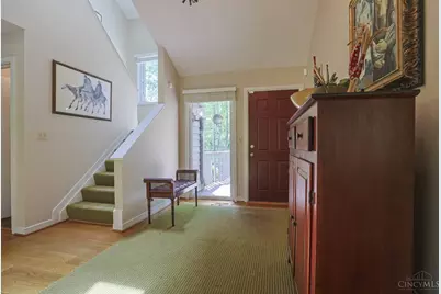 26 Trailbridge Drive, Blue Ash, OH 45241 - Photo 4