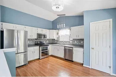 605 Quail Hollow Drive, Trenton, OH 45067 - Photo 6