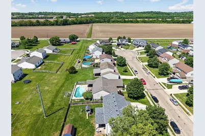 929 W Jameson Court, Trenton, OH 45067 - Photo 2