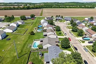 929 W Jameson Ct, Trenton, OH 45067 - Photo 2