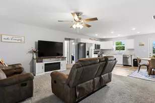 6607 Fascination Way, Hillsboro, OH 45133 - Photo 10