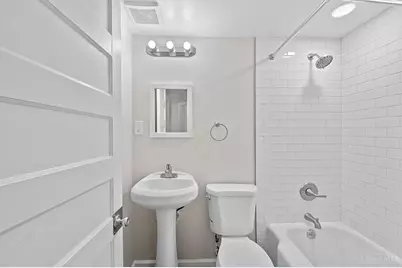 2222 Lawn Avenue #3, Norwood, OH 45212 - Photo 8