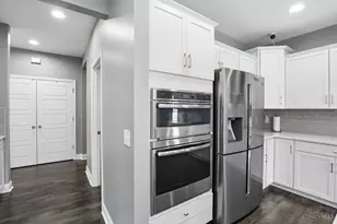 1307 Autumn Run Dr, Hamilton Township, OH 45039 - Photo 24