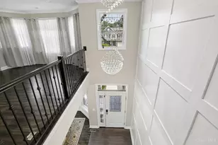 1307 Autumn Run Dr, Hamilton Township, OH 45039 - Photo 4