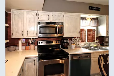 5642 Leumas Road, Green Township, OH 45239 - Photo 10