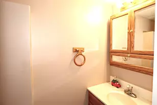 5642 Leumas Rd, Green Township, OH 45239 - Photo 36