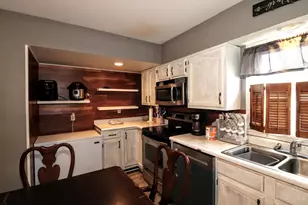 5642 Leumas Rd, Green Township, OH 45239 - Photo 8