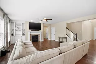 732 Harper Ln, Miami Township, OH 45140 - Photo 12