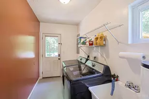 2296 Wilshire Cir, Stonelick Township, OH 45122 - Photo 22