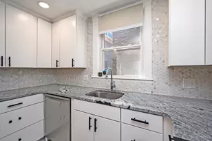 2208 St James Ave, Cincinnati, OH 45206 - Photo 18