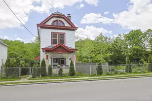 1915 W Fork Rd, Cincinnati, OH 45223 - Photo 1