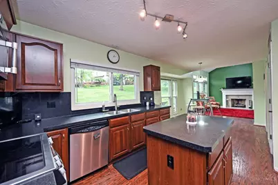 2150 Deer Meadow Drive, Springfield Township, OH 45240 - Photo 12