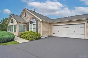 9203 Park Pl Cir, West Chester, OH 45069 - Photo 2