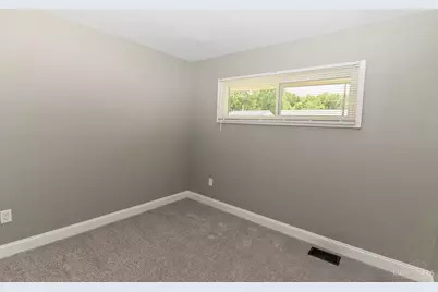 1316 Landis Lane, Springfield Township, OH 45231 - Photo 18